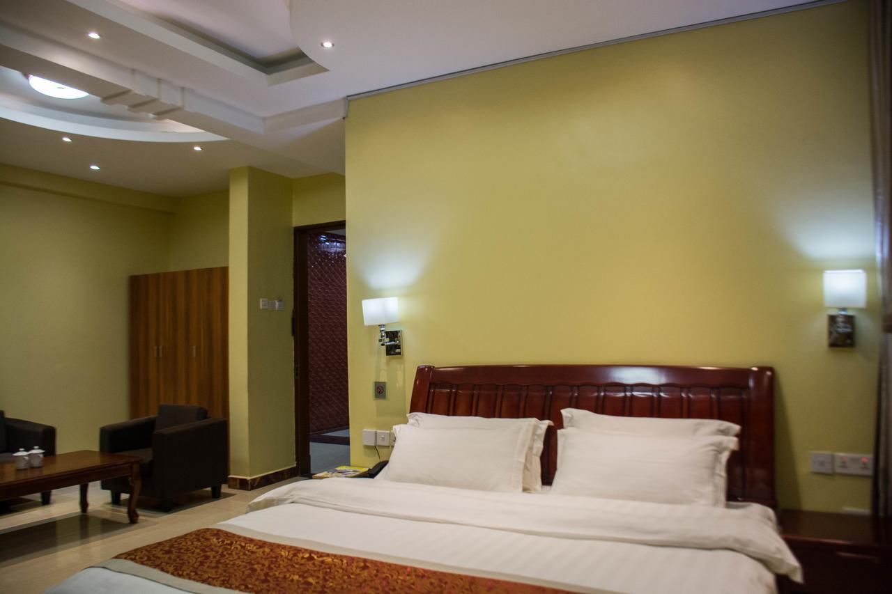 Hong Kong Hotel Νταρ ες Σαλάμ Εξωτερικό φωτογραφία
