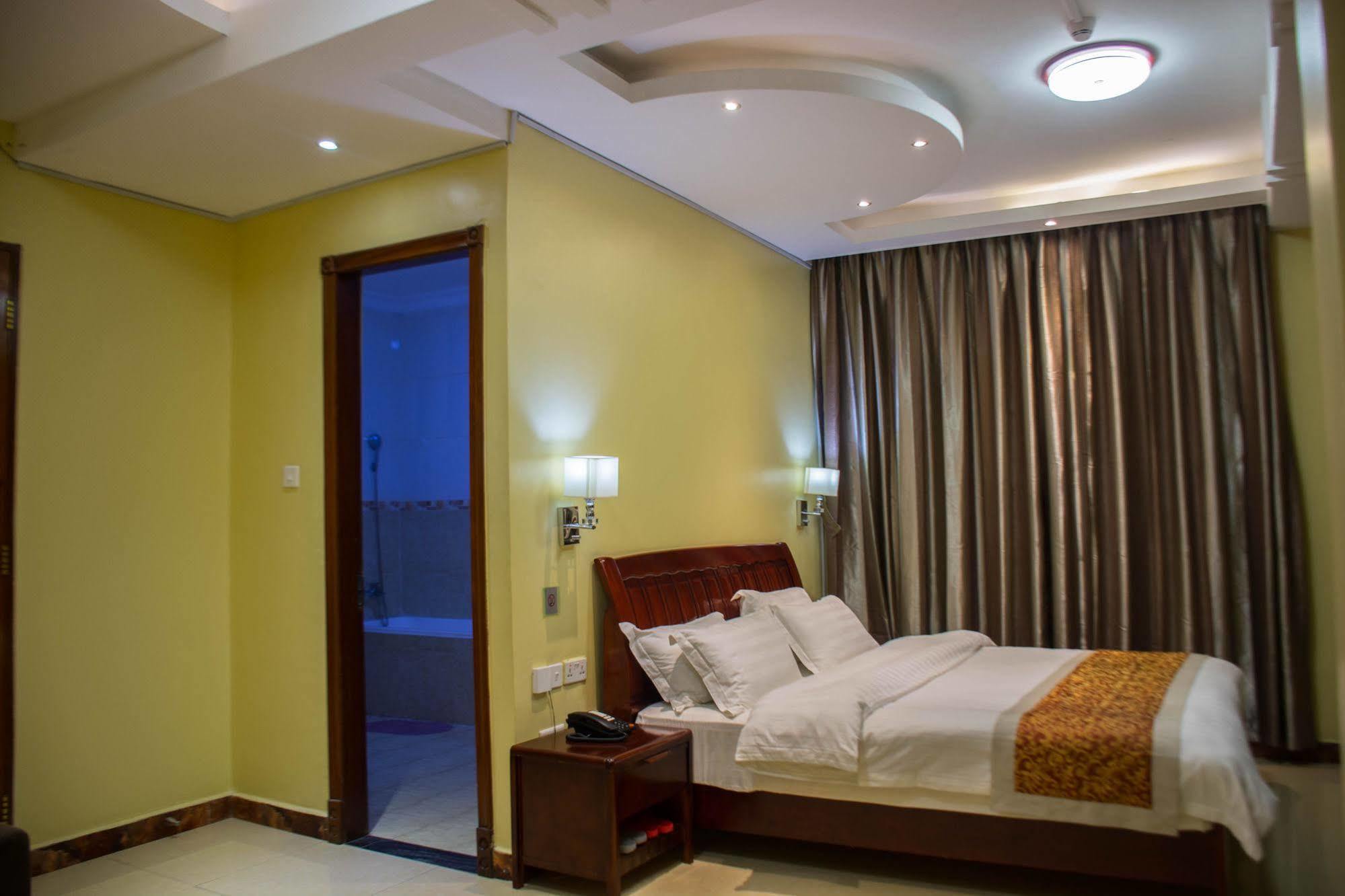 Hong Kong Hotel Νταρ ες Σαλάμ Εξωτερικό φωτογραφία