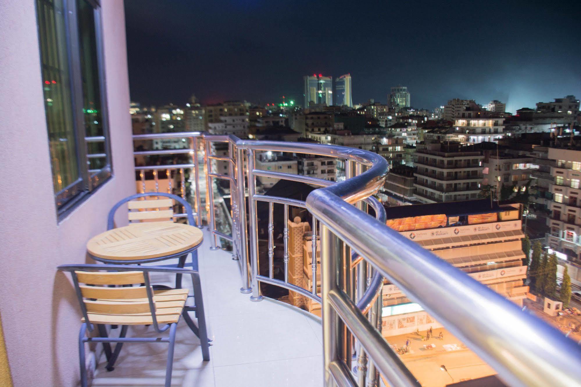 Hong Kong Hotel Νταρ ες Σαλάμ Εξωτερικό φωτογραφία